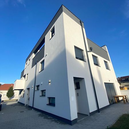 2 Terraces Apartment In Urban Villa - Mlii Varaždin Zewnętrze zdjęcie