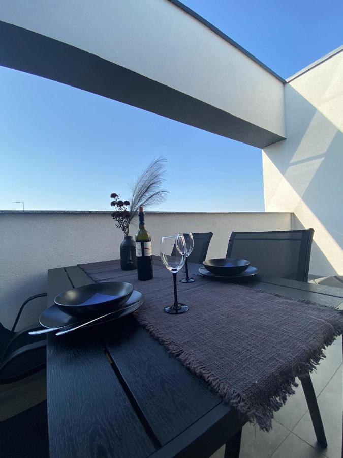 2 Terraces Apartment In Urban Villa - Mlii Varaždin Zewnętrze zdjęcie
